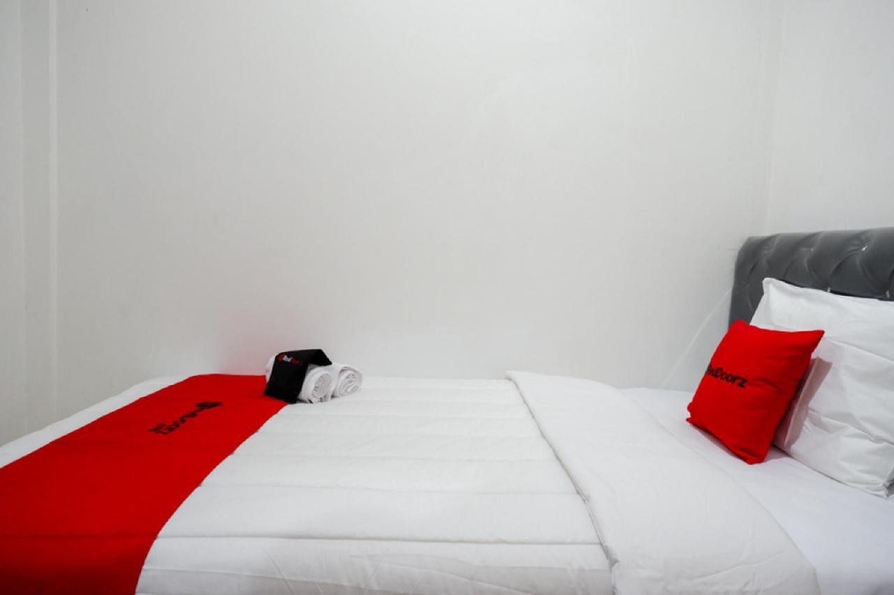 Reddoorz Hostel Near Kota Lama Semarang Eksteriør billede
